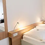 Townhouse 아파트호텔 뒤셀도르프