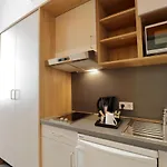 Townhouse 아파트호텔 뒤셀도르프