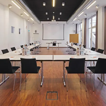 Lägenhetshotell Townhouse 3*