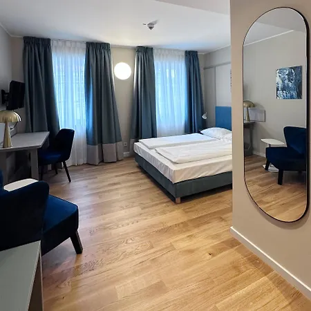 Townhouse Aparthotel 3*