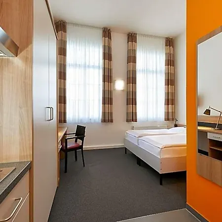 Townhouse 3* 뒤셀도르프