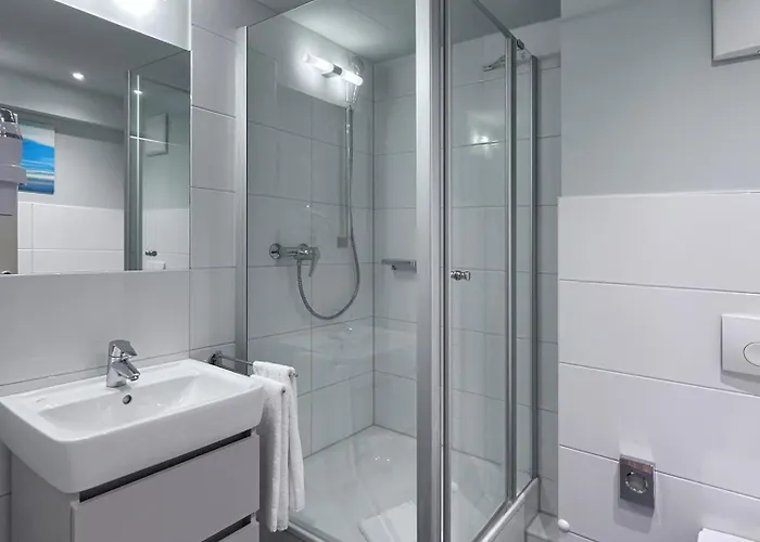 Townhouse 3*